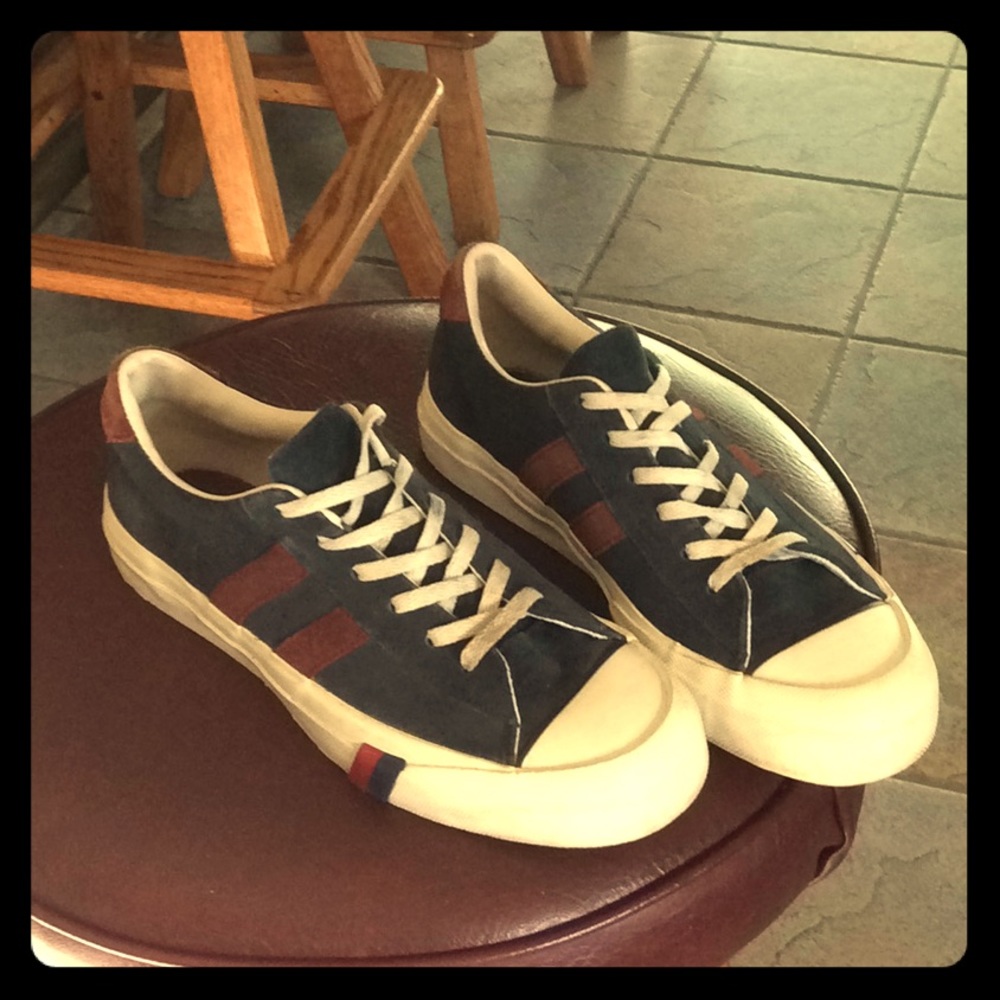 Old school, Low top, bubblegum tipped,punk ProKeds